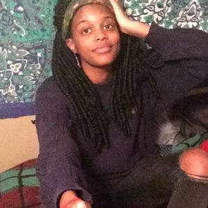 Meet your Posher, Monya